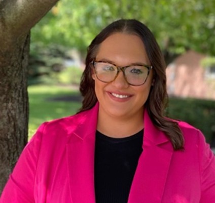 Kara Hooser headshot