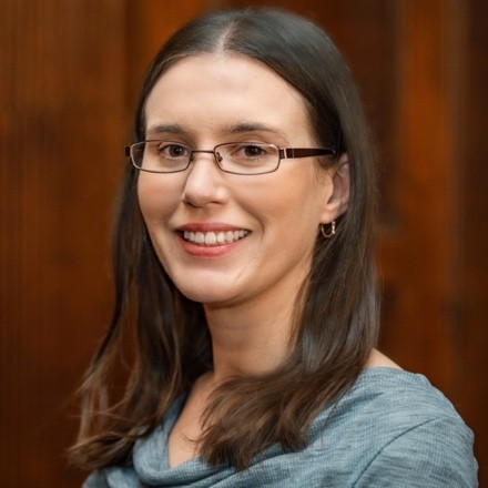 Natalie Dowling headshot