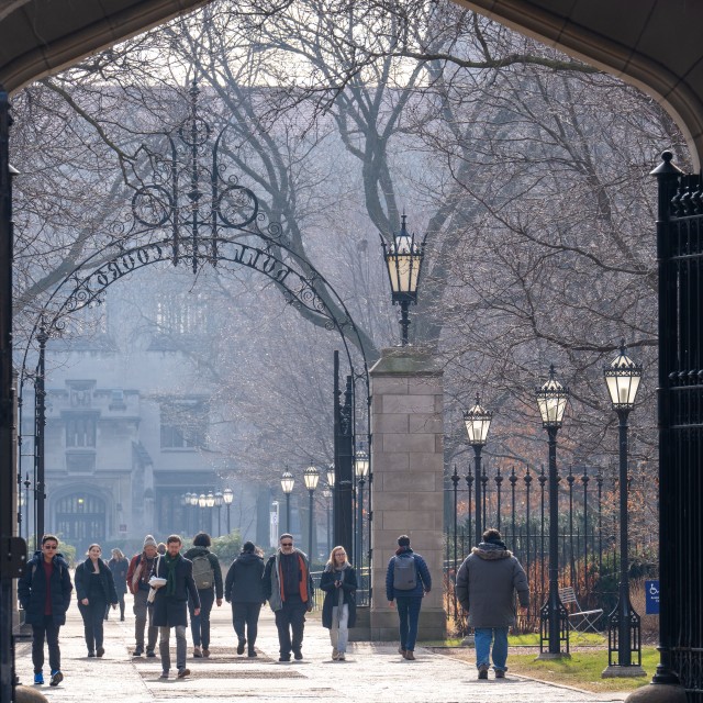 Hull gate at the University of Chicago in the winter